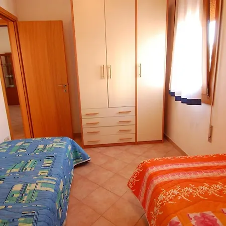 In 25052 Apartment Rosolina Mare